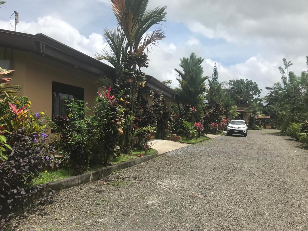 Aunty Arenal Lodge ラ・フォルトゥナ エクステリア 写真