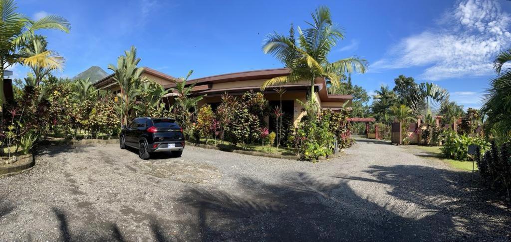 Aunty Arenal Lodge ラ・フォルトゥナ エクステリア 写真